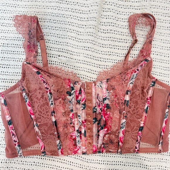 Victoria’s Secret Lace Floral Corset Top - Picture 1 of 6